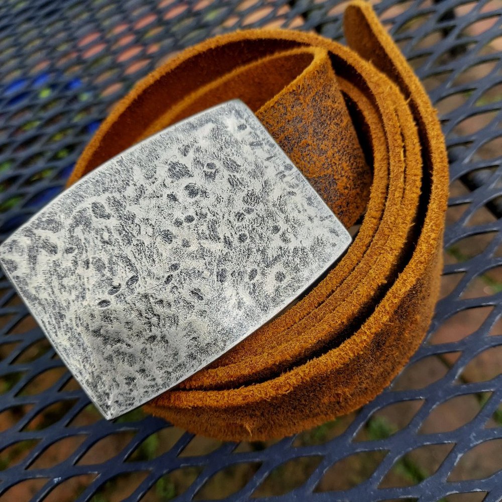 Marks and Spencer  M&S Men's Vintage Distressed Brown Leather Belt Size 43-45 in